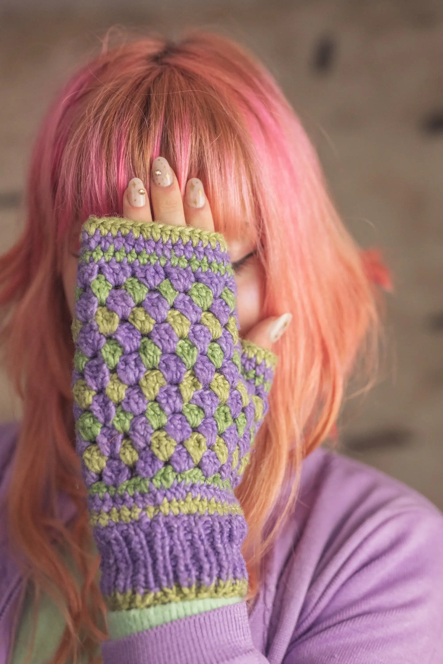 Vaadi Eri Silk Crochet Mittens (Peace Silk)