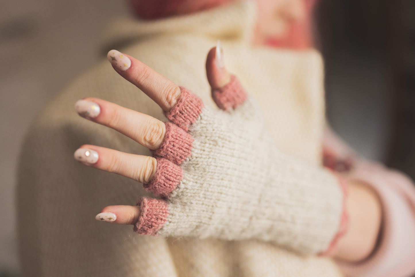 Kafal Fingerless Fringed Gloves