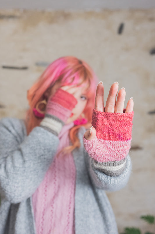 Bhor Ombre Fingerless Mitten